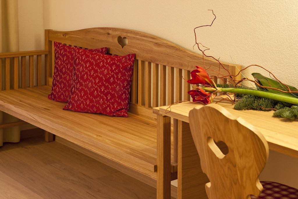 Hotel Foestlerhof วิลลา ออตโตเน ภายนอก รูปภาพ
