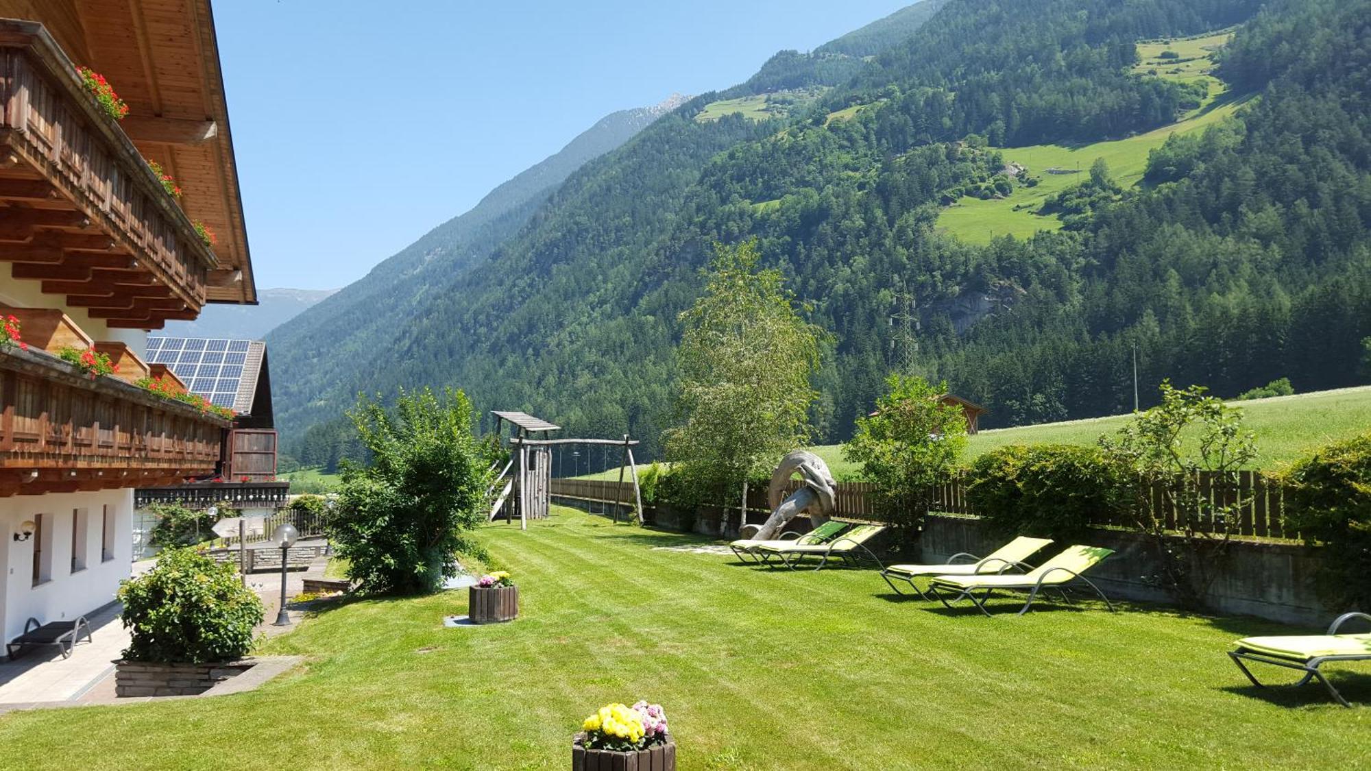 Hotel Foestlerhof วิลลา ออตโตเน ภายนอก รูปภาพ